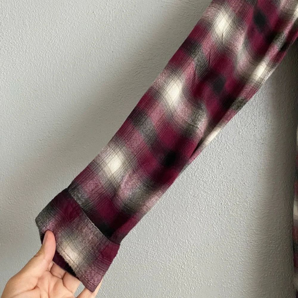 American Eagle Soft Shirt Women’s Size Small Maroon Plaid Half Button Up